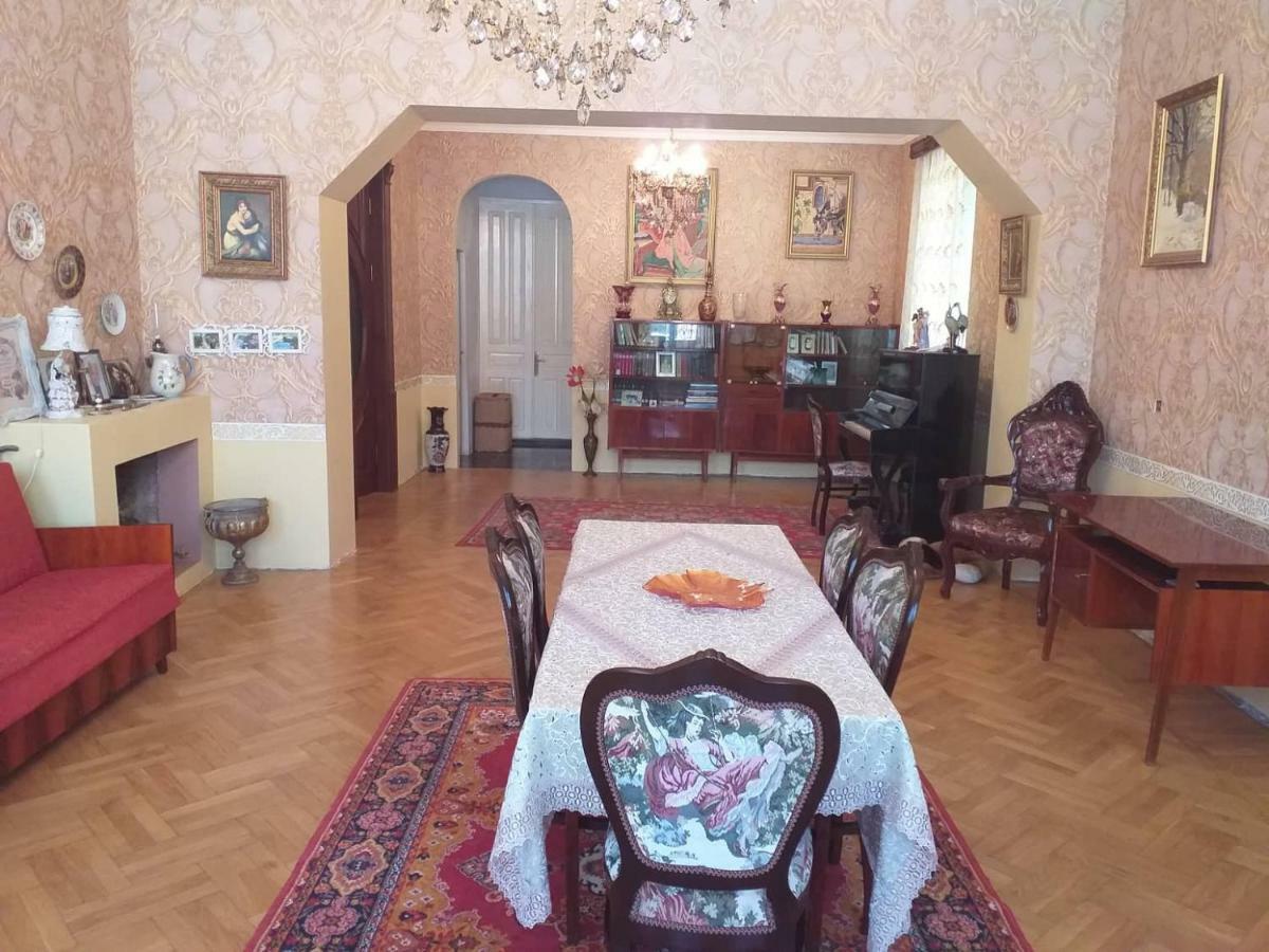 Hostel Castle Kutaisi Eksteriør bilde